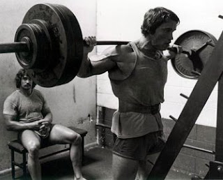 Καθίσματα (squats) squat-testosteroni.jpg